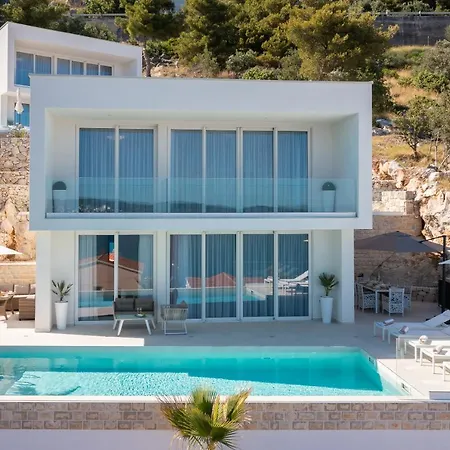 Adria View With Heated Pool I *