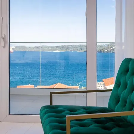 Adria View With Heated Pool I *