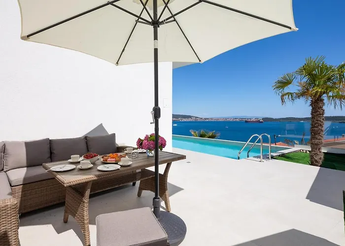 Adria View With Heated Pool I Trogir