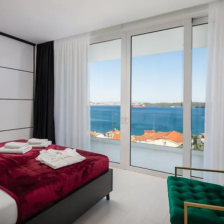 Adria View With Heated Pool I Villa Trogir