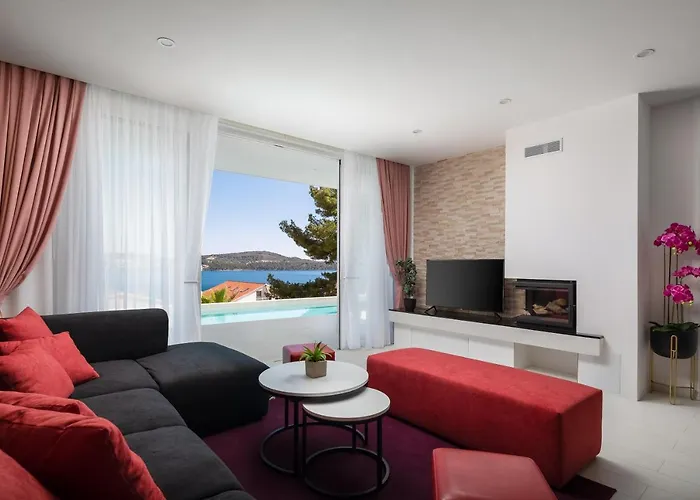 Adria View With Heated Pool I Villa Trogir