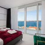 Adria View With Heated Pool I 别墅 特罗吉尔