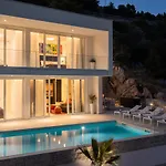 Adria View With Heated Pool I 别墅 *